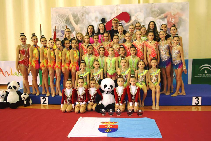 El Villa de La Rinconada reúne a 400 gimnastas en el Agustín Andrade