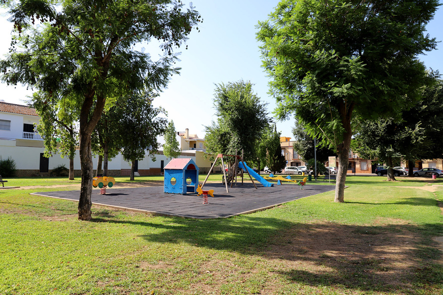 Vía Pública renueva el parque Juan Sebastián Elcano