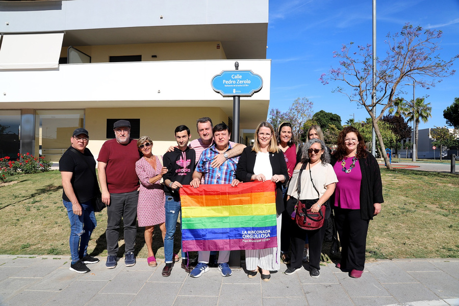 Homenaje al activista LGTBI Pedro Zerolo con el nombramiento de una calle