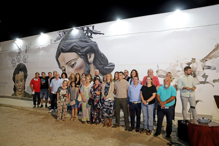 El mural homenaje al Patrón San José ya luce en todo su esplendor