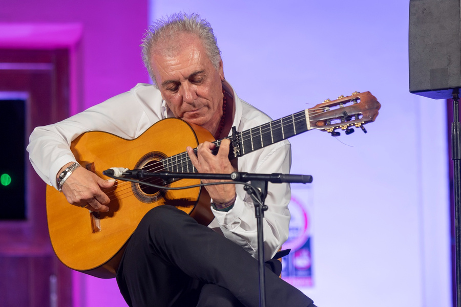 Antonio Carrión reconocido en los Premios 2024 Fundación Siglo Futuro por su difusión de la cultura