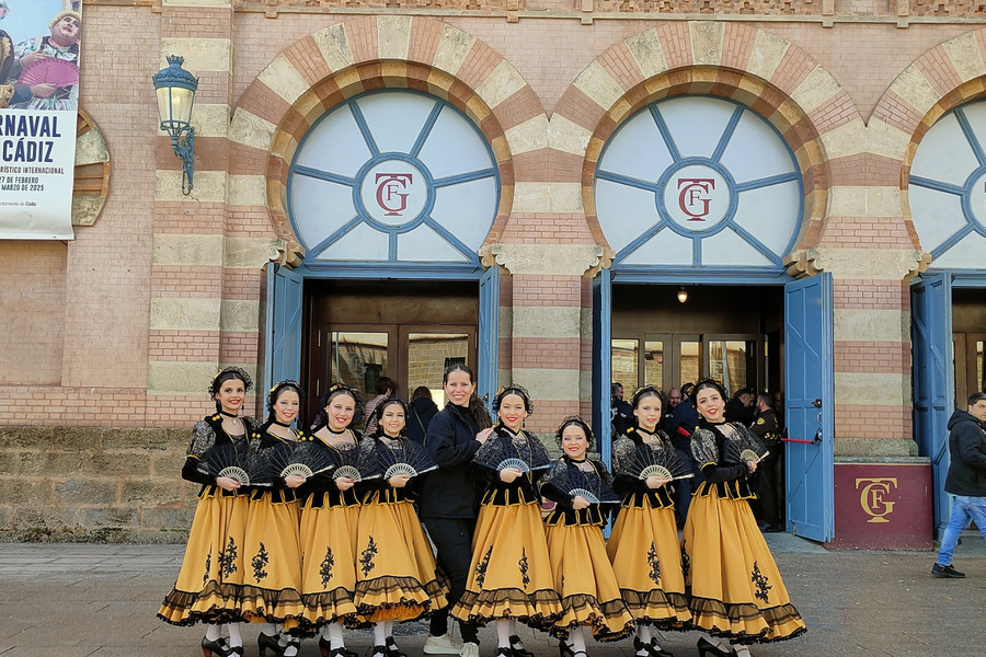 Las Terremotos y Corales, primer y segundo premio en Premios del XLV Concurso de Tanguillos Carnavalescos, en sus categorías